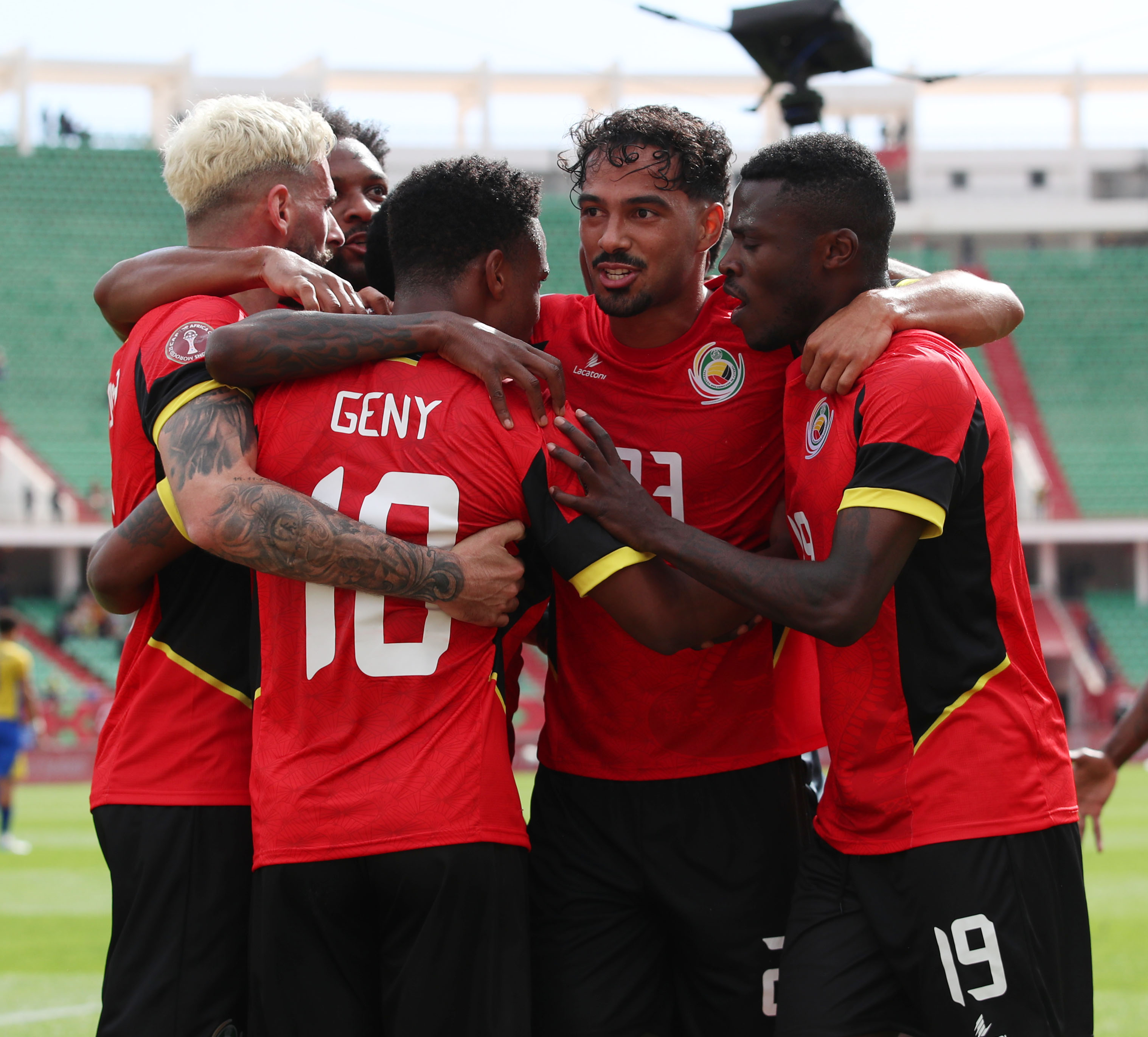 Mozambique secures a historic victory over Gabon, Aubameyang makes the  scoresheet