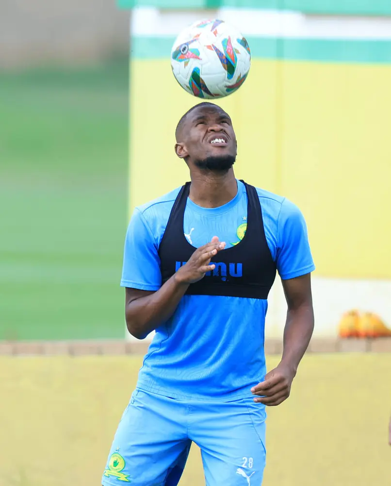 Mdunyelwa insta a enfocarse antes del decisivo segundo partido de semifinales de Sundowns contra ES Tunis el sábado.