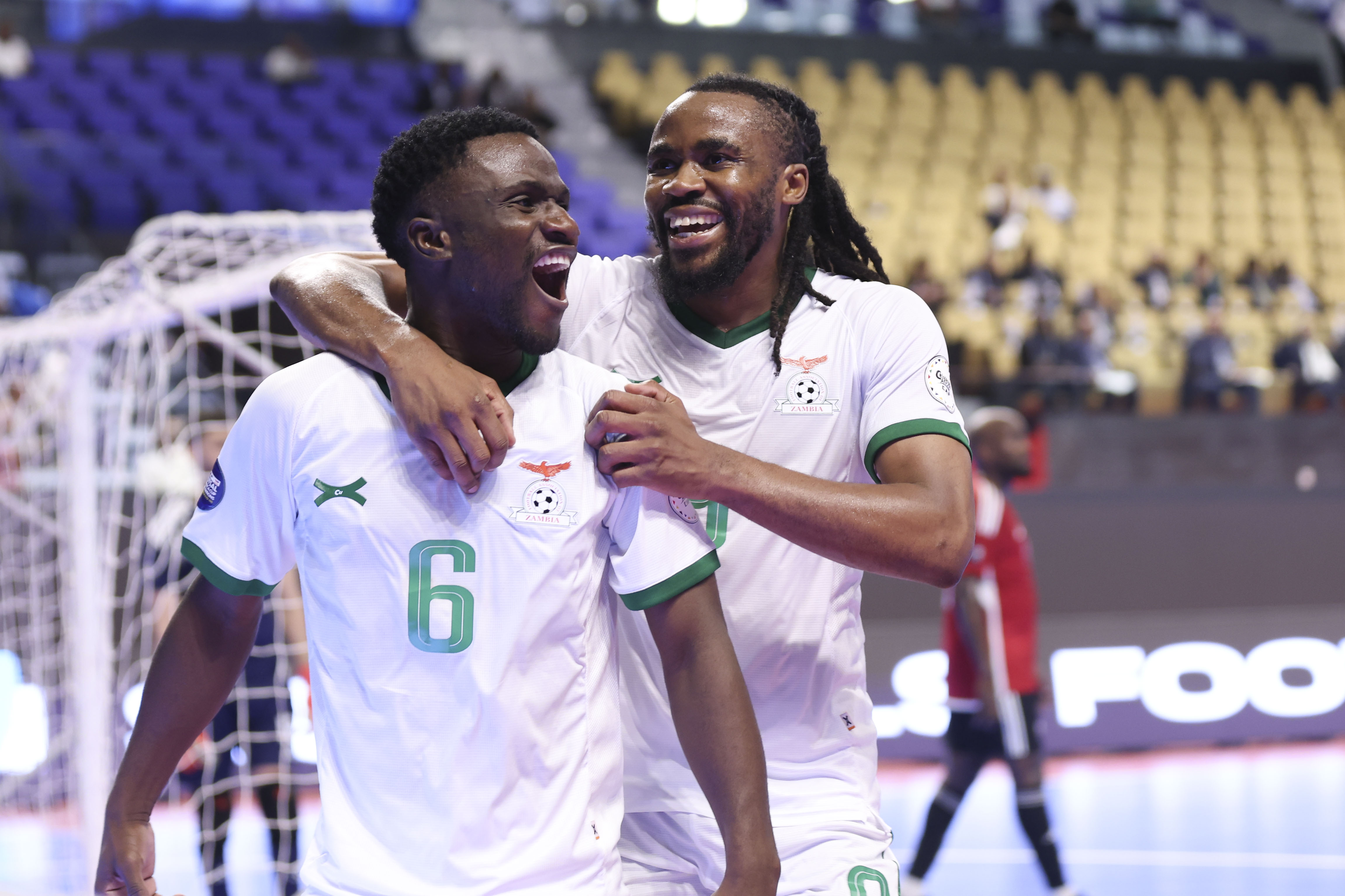 المغرب يستهل رحلة الدفاع عن لقبه بفوز كبير على الجزائر في بطولة كأس أمم أفريقيا لكرة الصالات (TotalEnergies CAF)