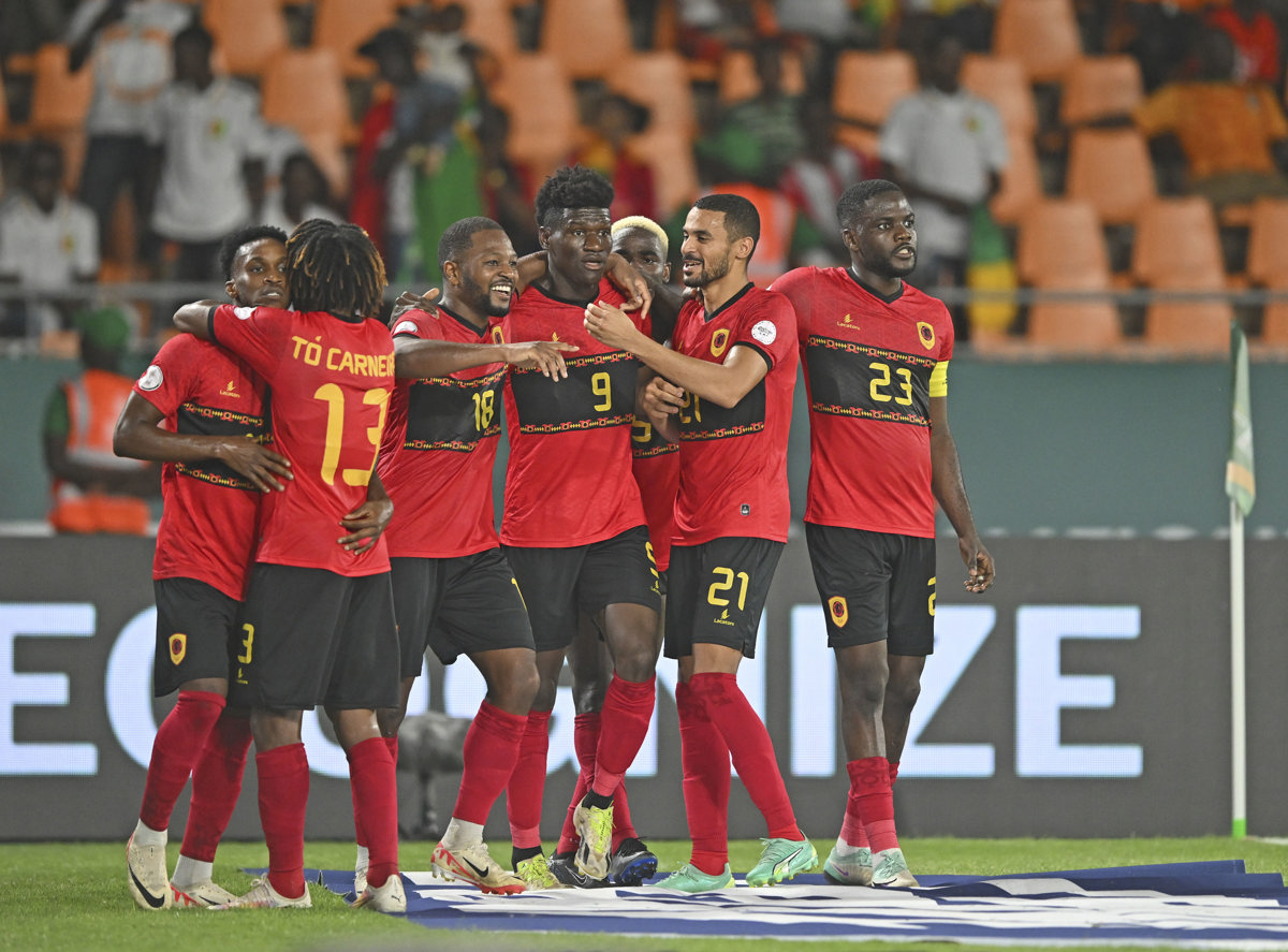 Angola secure ticket to next round with win over Burkina Faso